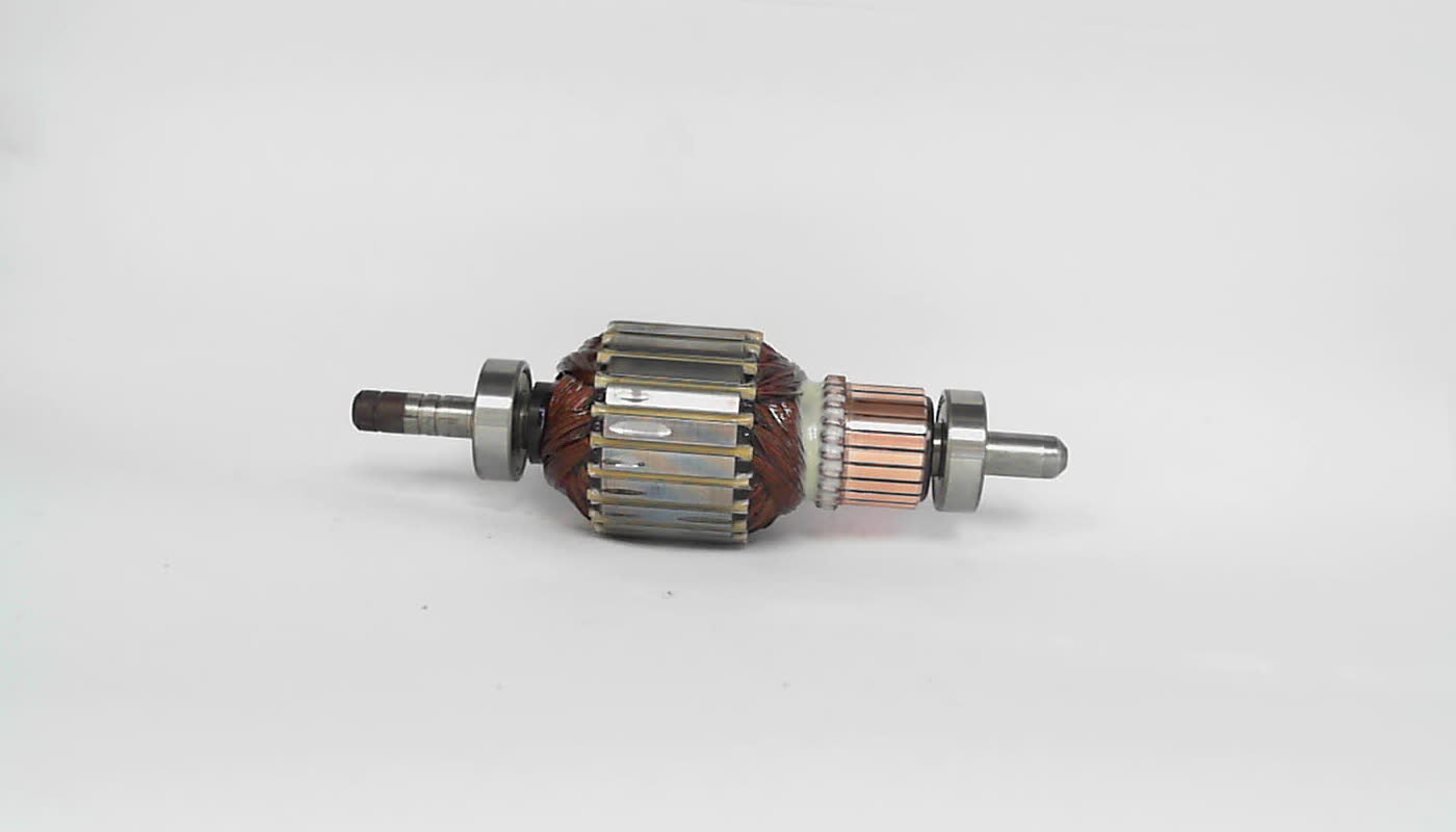 YAKOR_VAKUUMNYI_MOTOR_DOMEL_4673414