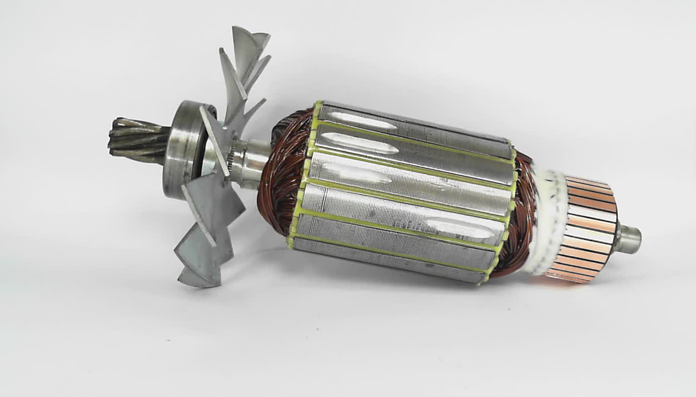 YAKOR_OTREZNAYA_PILA_PO_METALLU_LG_TCH-355HB