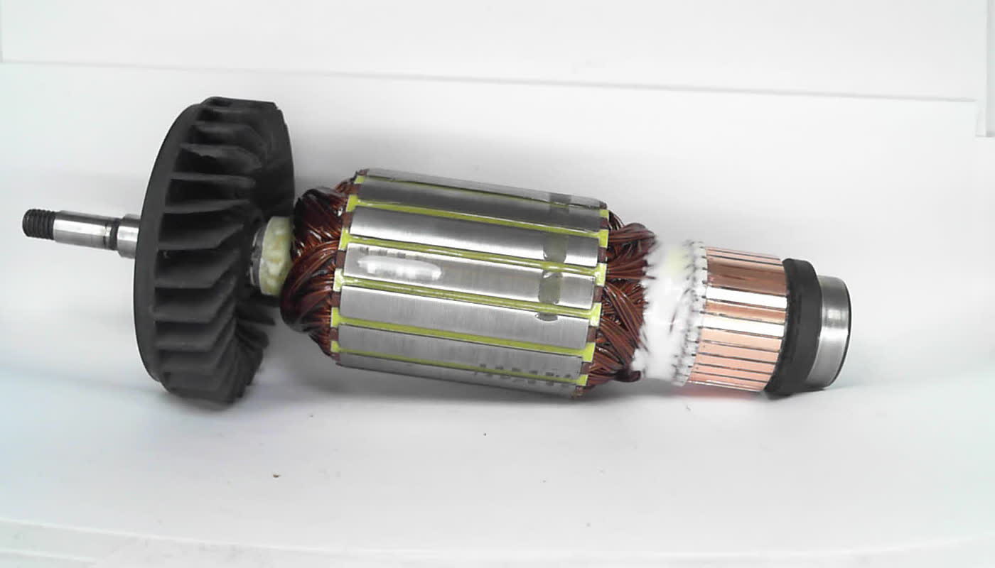 YAKOR_USHM_Makita_GA7040S