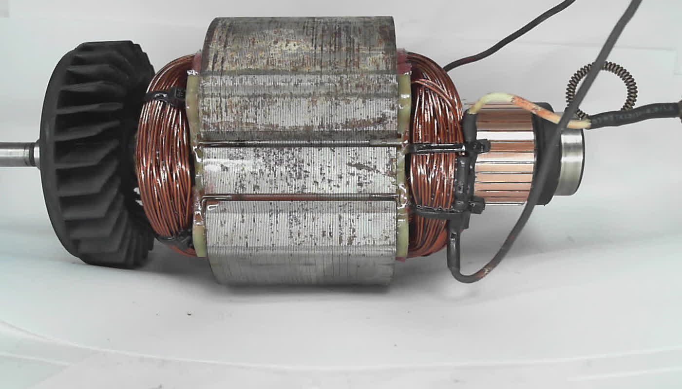 YAKOR_+_STATOR_USHM_Makita_GA7040S