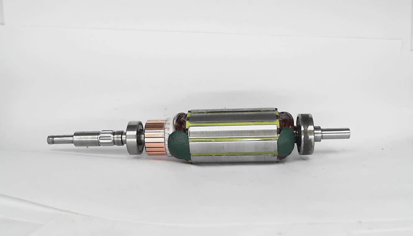 YAKOR_DVIGATEL_POSTOYANNOGO_TOKA_SIR_MECCANICA_WS2